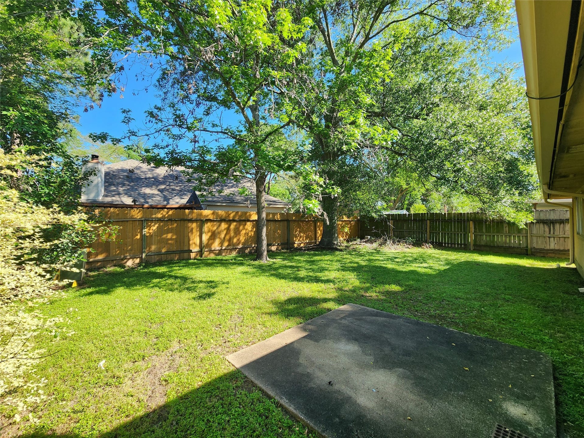 15006 Yorktown Colony Drive, Houston, TX 77084 15006 Yorktown Colony Drive, Houston, TX 77084
