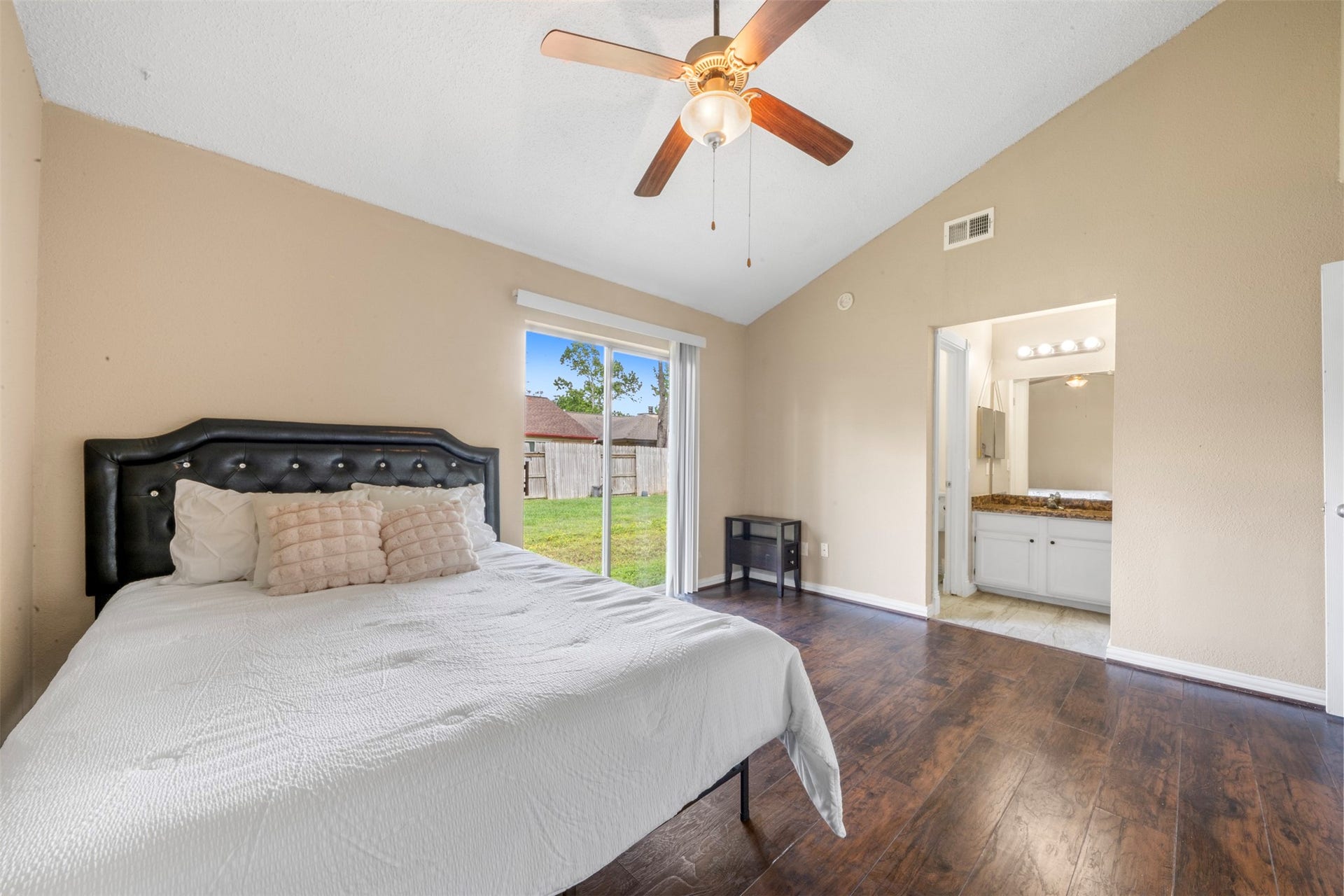 3410 E Heatherock Circle, Sugar Land, TX 77479 3410 E Heatherock Circle, Sugar Land, TX 77479
