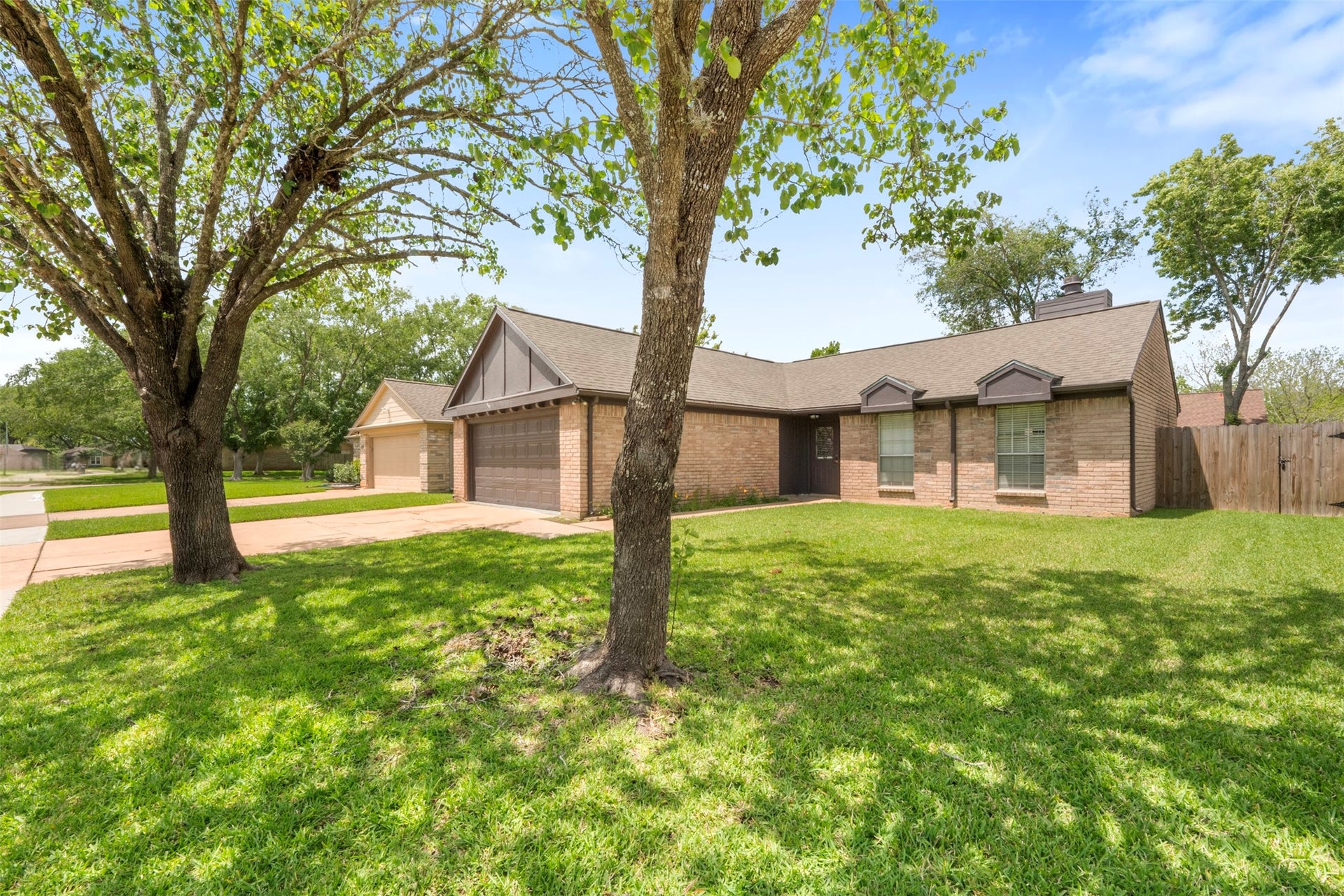 3410 E Heatherock Circle, Sugar Land, TX 77479 3410 E Heatherock Circle, Sugar Land, TX 77479