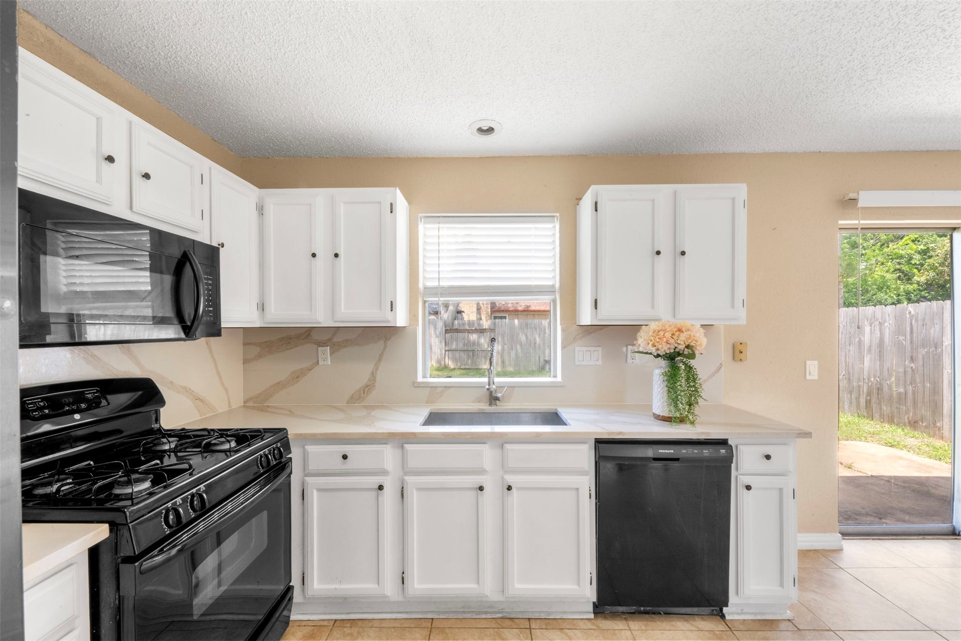 3410 E Heatherock Circle, Sugar Land, TX 77479 3410 E Heatherock Circle, Sugar Land, TX 77479