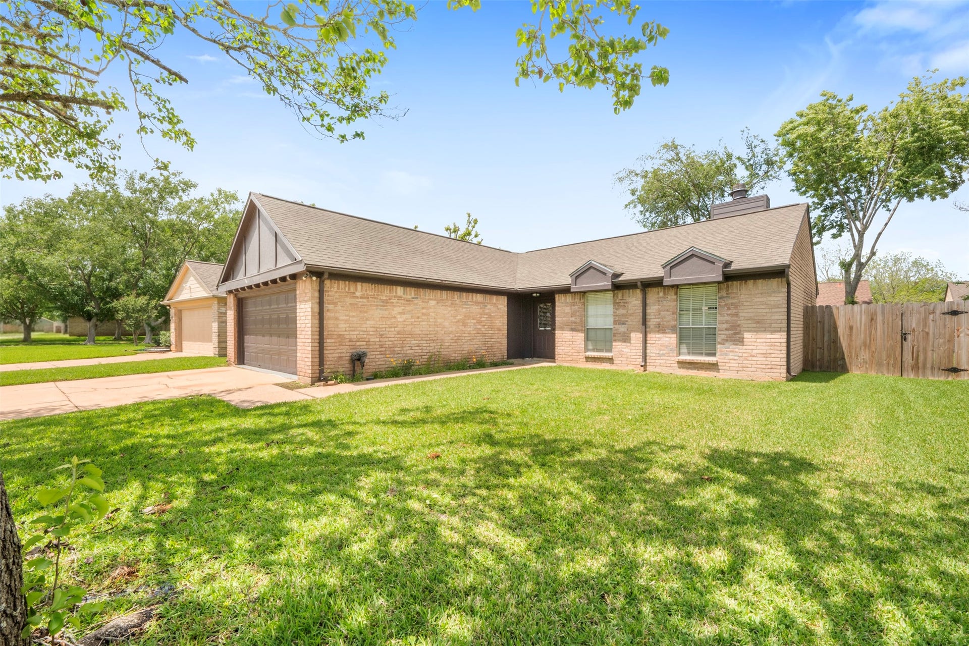 3410 E Heatherock Circle, Sugar Land, TX 77479 3410 E Heatherock Circle, Sugar Land, TX 77479