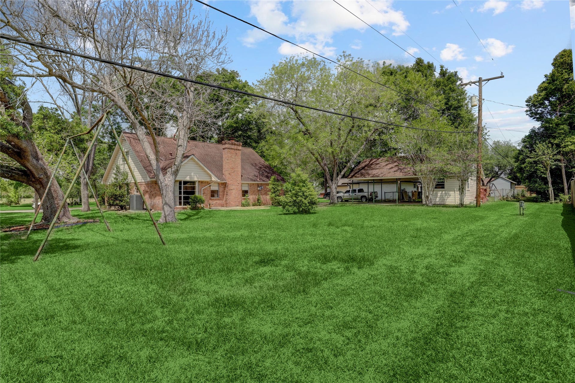105 Hillcrest Drive, Alvin, TX 77511 105 Hillcrest Drive, Alvin, TX 77511