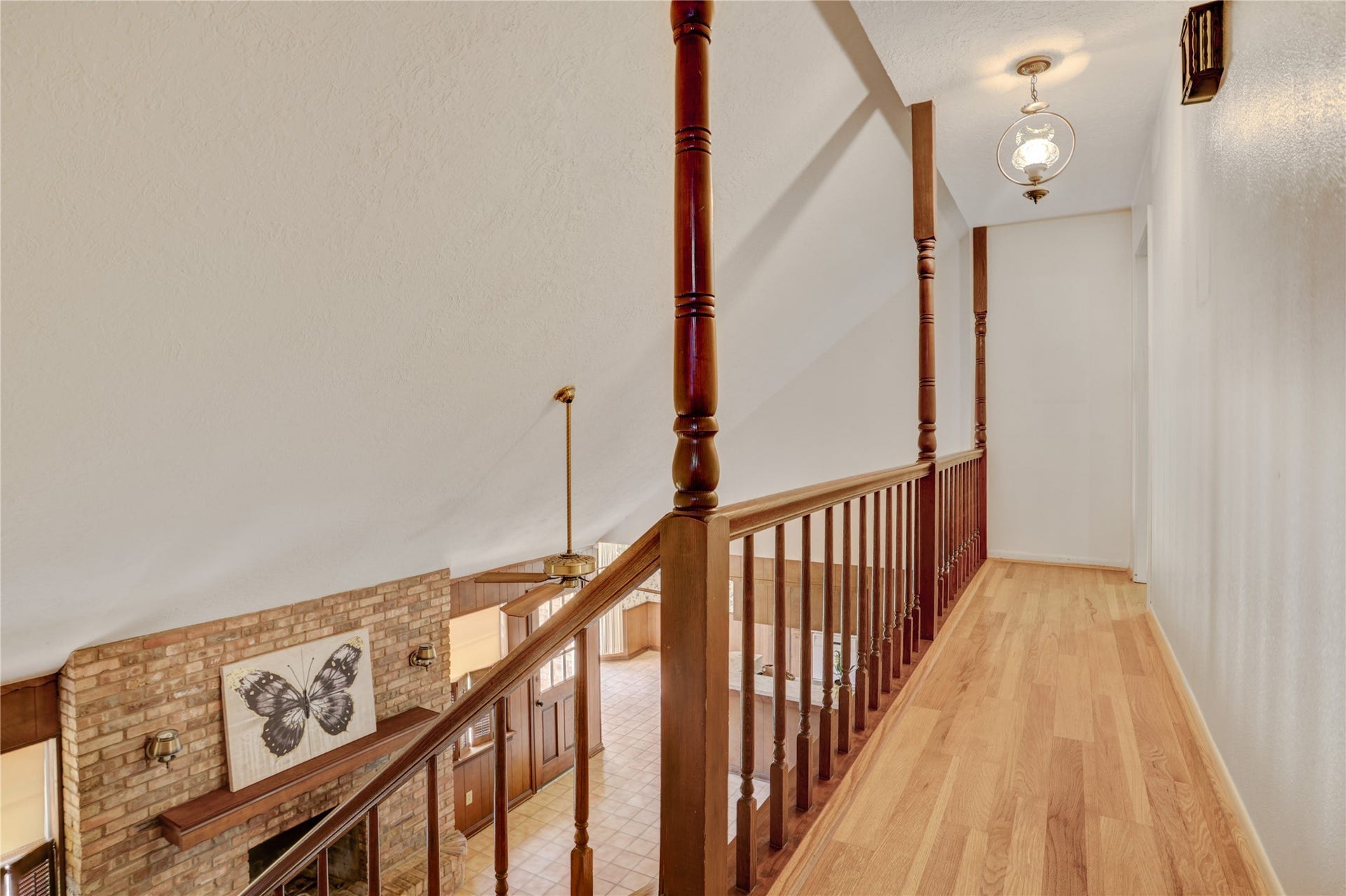 105 Hillcrest Drive, Alvin, TX 77511 105 Hillcrest Drive, Alvin, TX 77511