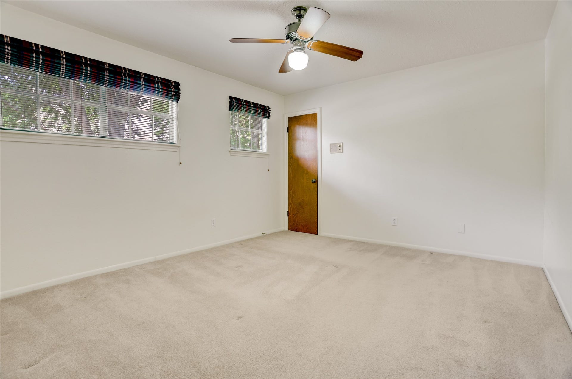 105 Hillcrest Drive, Alvin, TX 77511 Bedroom 3