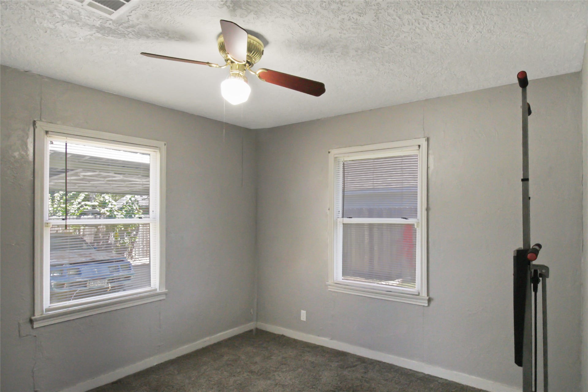 306 W Houston Avenue, Pasadena, TX 77502 Bedroom 3