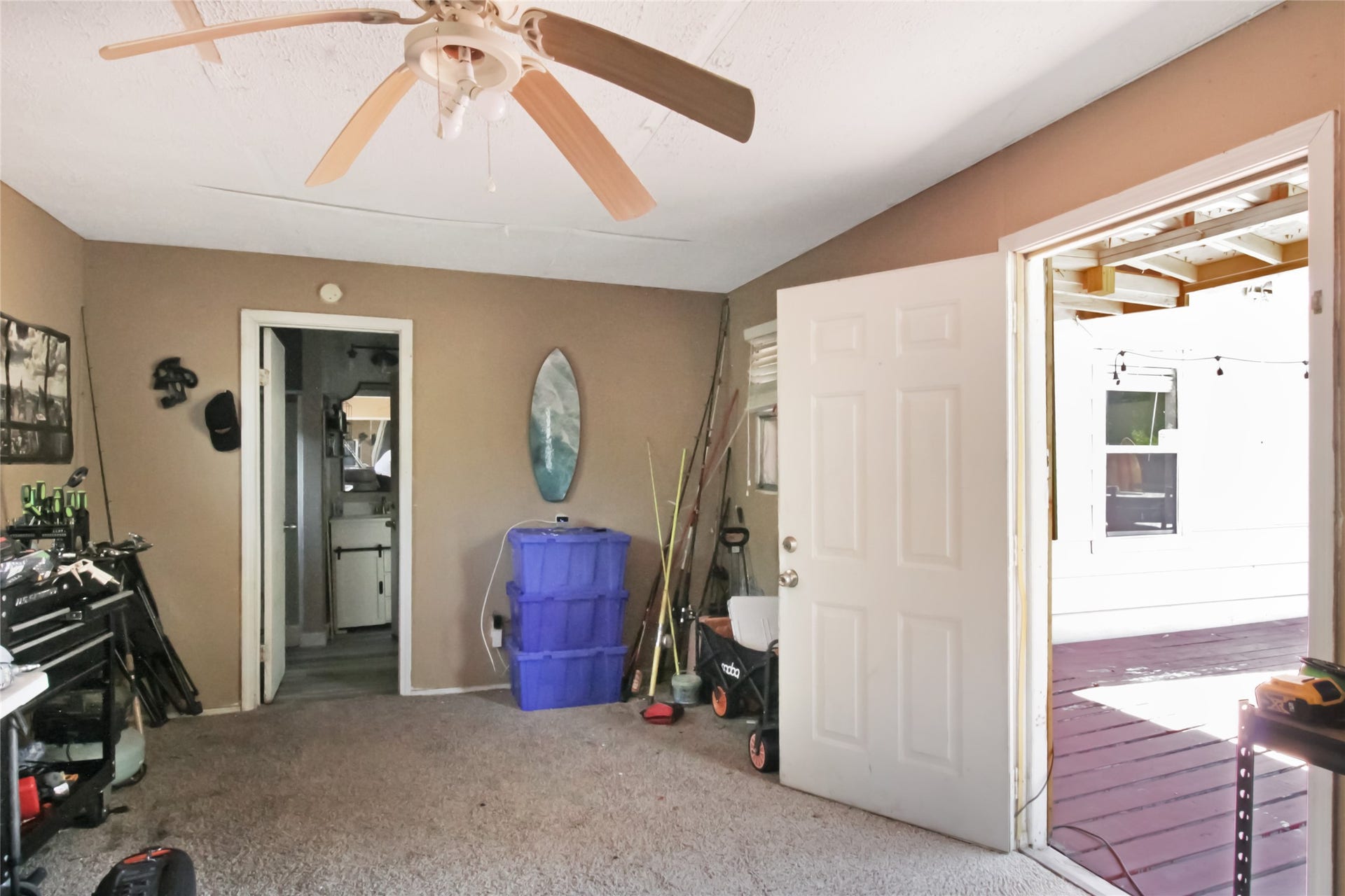 306 W Houston Avenue, Pasadena, TX 77502 Guest Quarters
