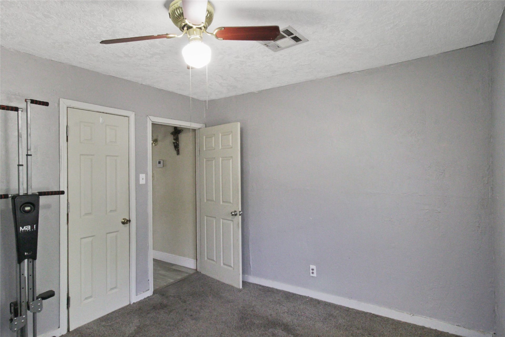 306 W Houston Avenue, Pasadena, TX 77502 Bedroom 3