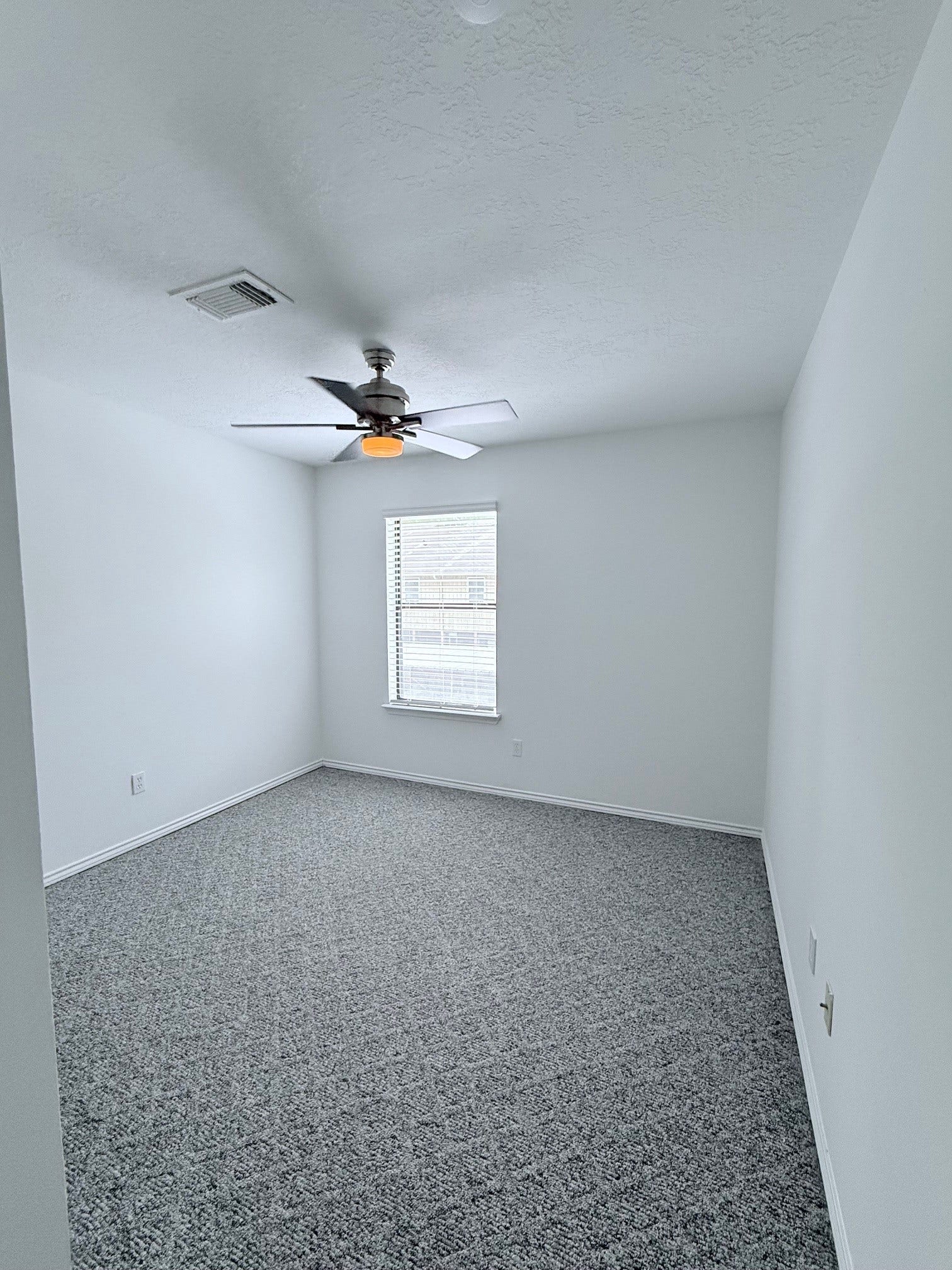 1011 Hamblen Road, #207, Kingwood, TX 77339 2nd bedroom