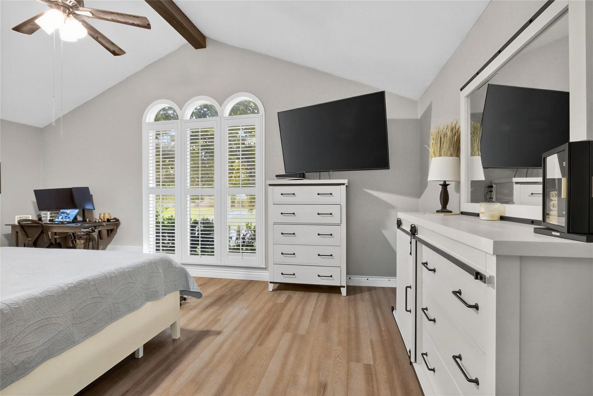 5451 Appleblossom Lane, Friendswood, TX 77546 5451 Appleblossom Lane, Friendswood, TX 77546