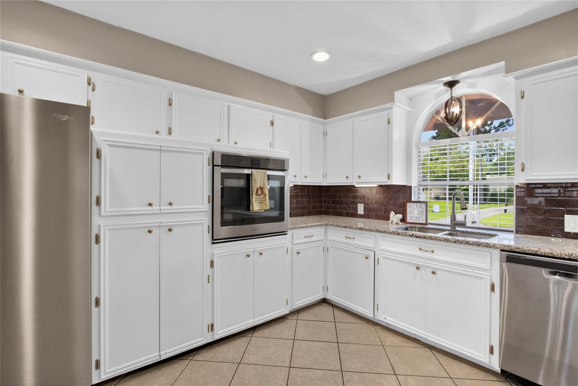 5451 Appleblossom Lane, Friendswood, TX 77546 5451 Appleblossom Lane, Friendswood, TX 77546