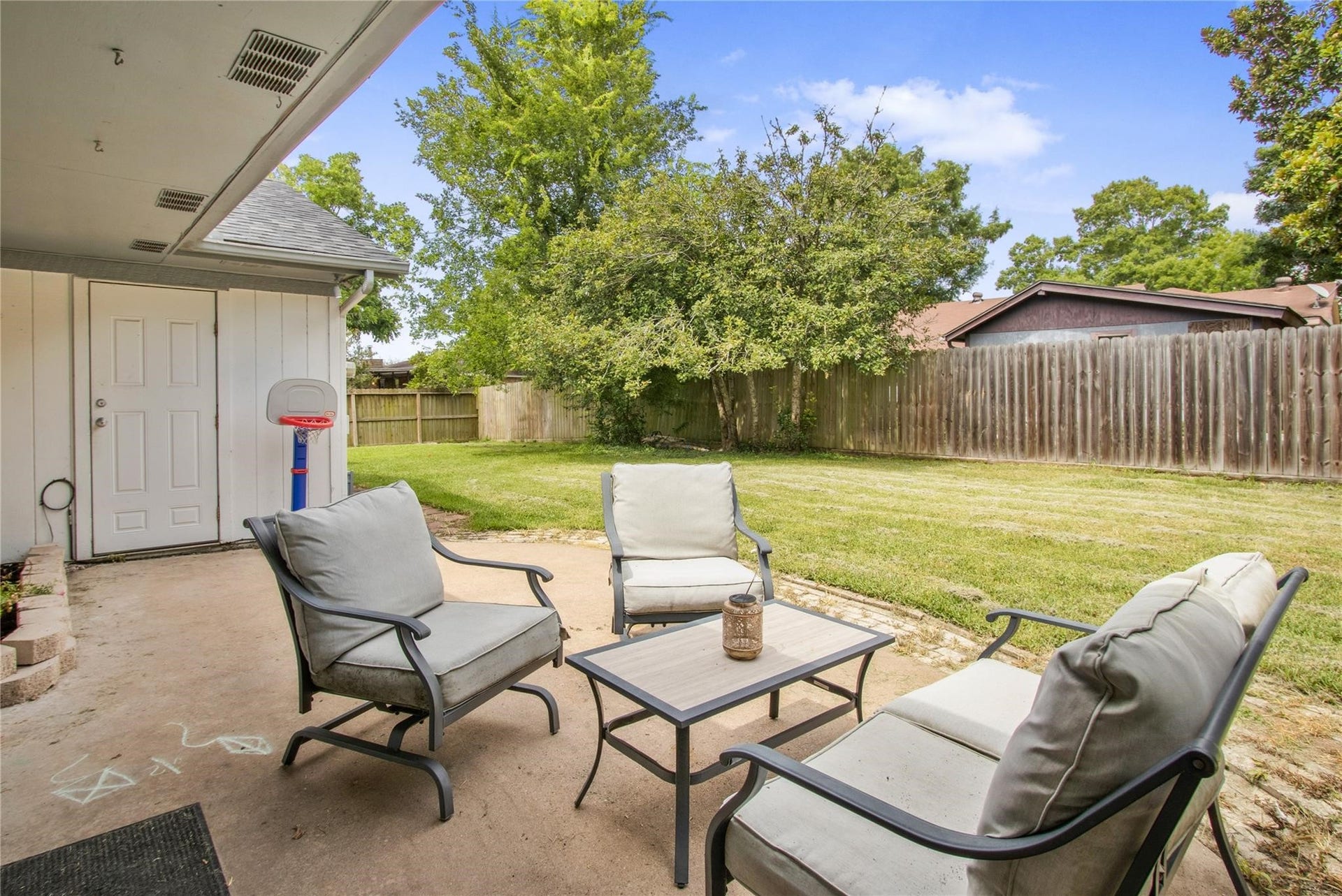 5451 Appleblossom Lane, Friendswood, TX 77546 5451 Appleblossom Lane, Friendswood, TX 77546
