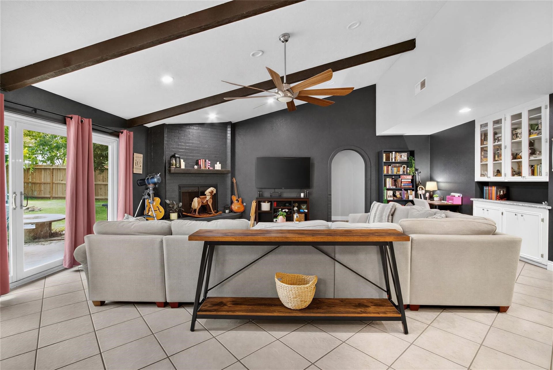 5451 Appleblossom Lane, Friendswood, TX 77546 5451 Appleblossom Lane, Friendswood, TX 77546