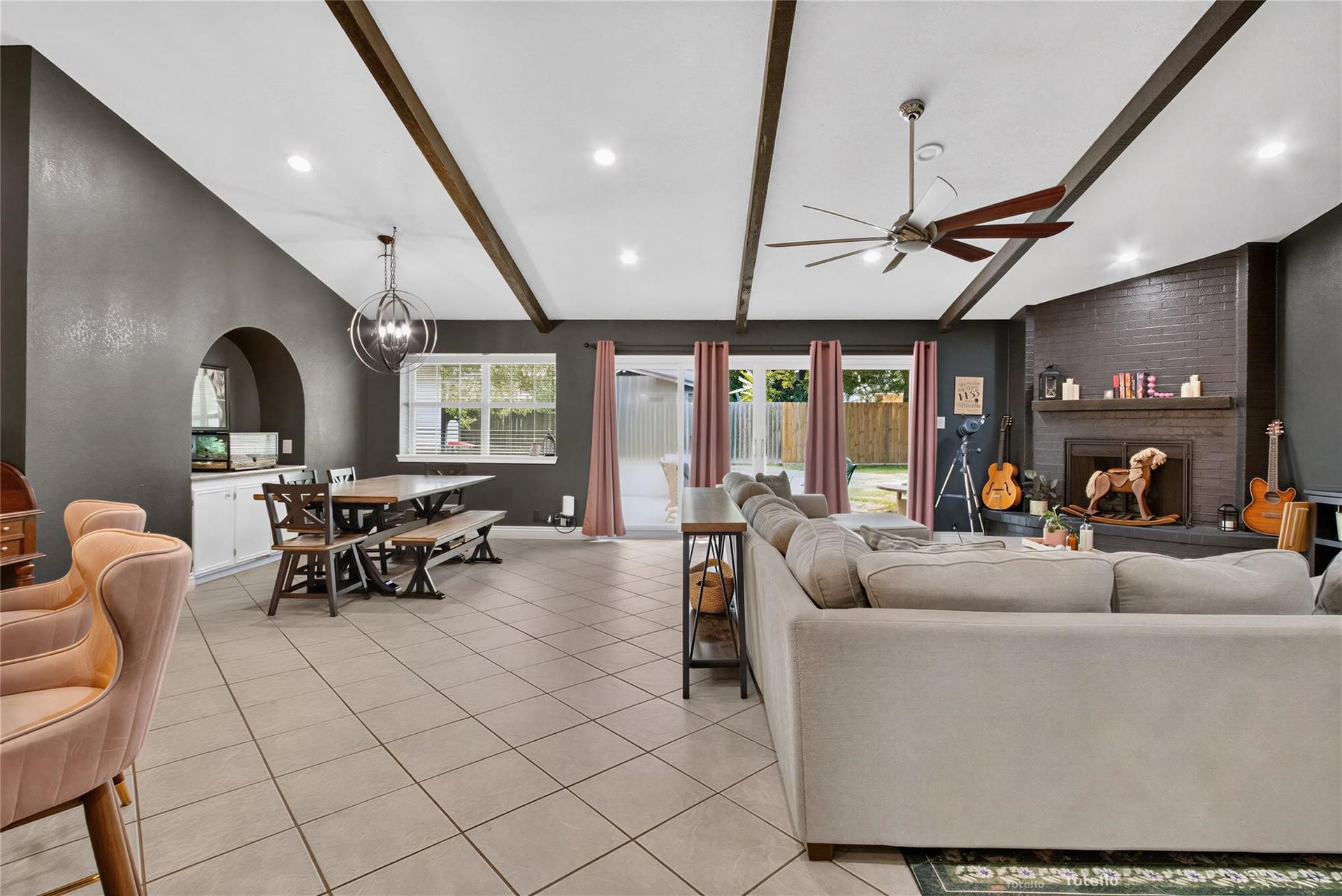 5451 Appleblossom Lane, Friendswood, TX 77546 5451 Appleblossom Lane, Friendswood, TX 77546