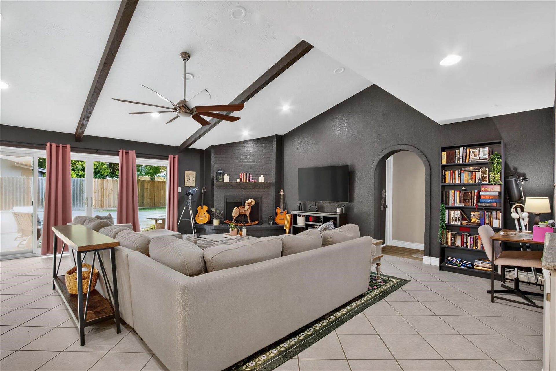5451 Appleblossom Lane, Friendswood, TX 77546 5451 Appleblossom Lane, Friendswood, TX 77546
