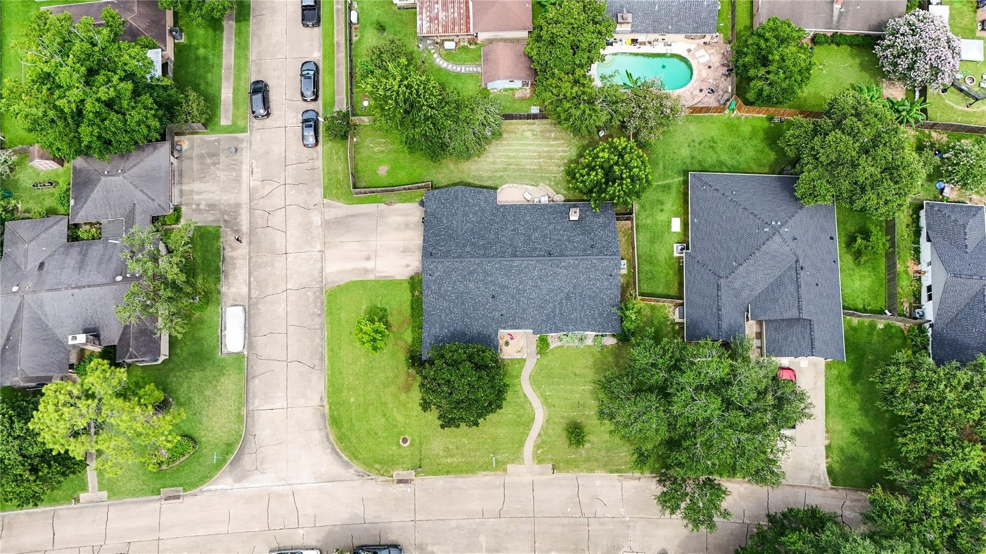 5451 Appleblossom Lane, Friendswood, TX 77546 5451 Appleblossom Lane, Friendswood, TX 77546