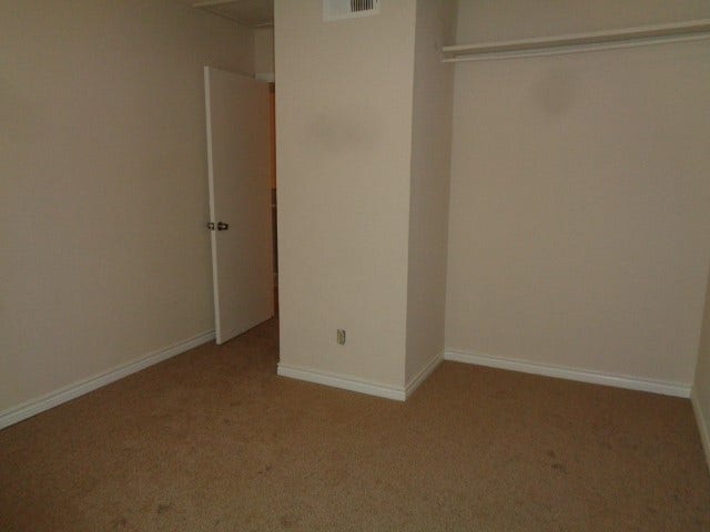 5644 Birchmont Drive, #16, Houston, TX 77091