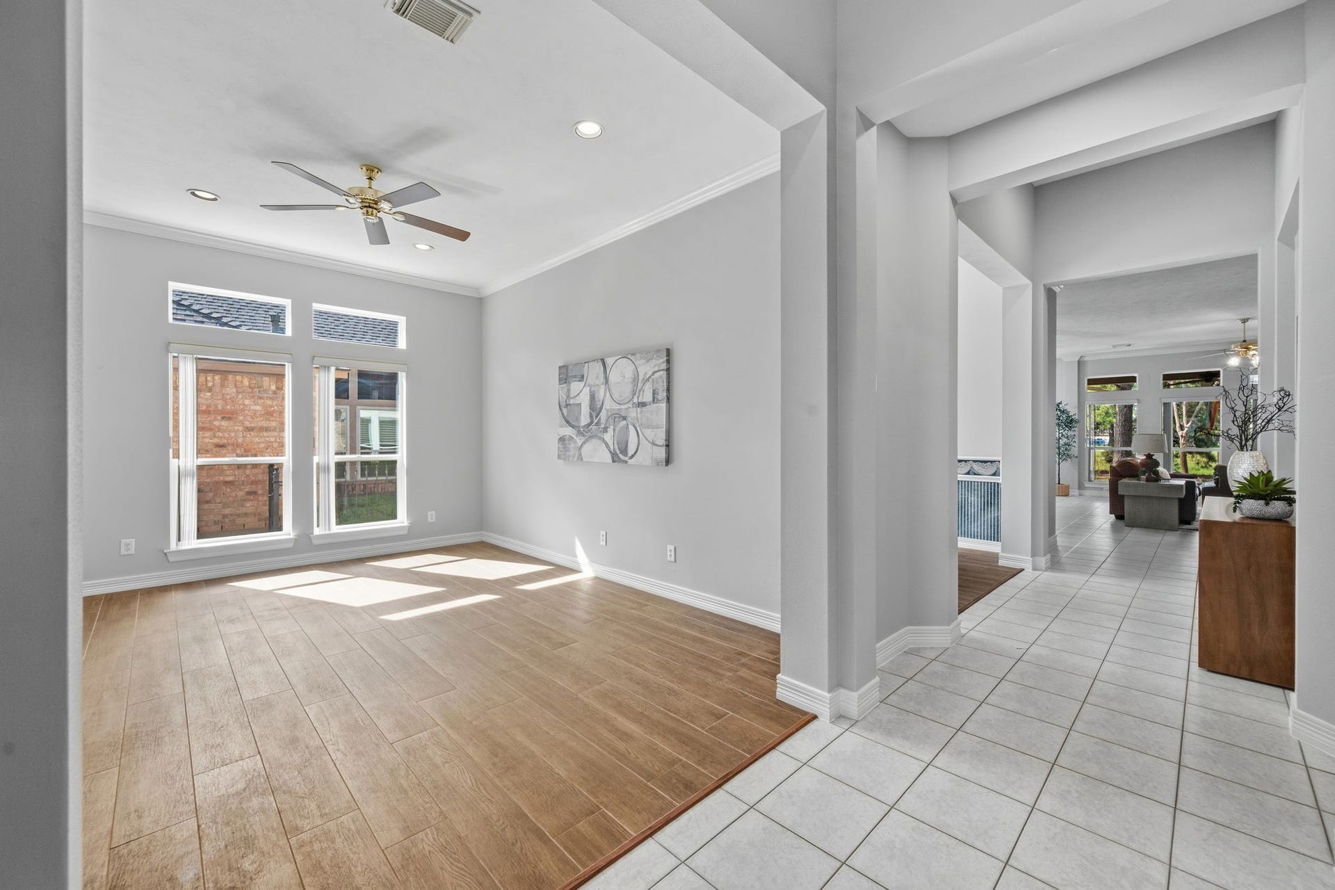 8223 Malardcrest Drive, Humble, TX 77346 Formal living room, can also be utilized as a large home office.