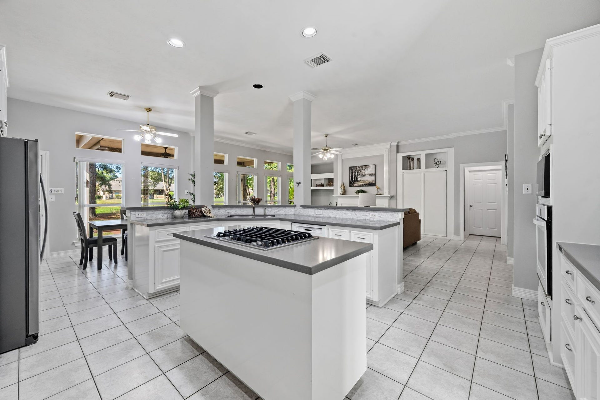 8223 Malardcrest Drive, Humble, TX 77346 8223 Malardcrest Drive, Humble, TX 77346
