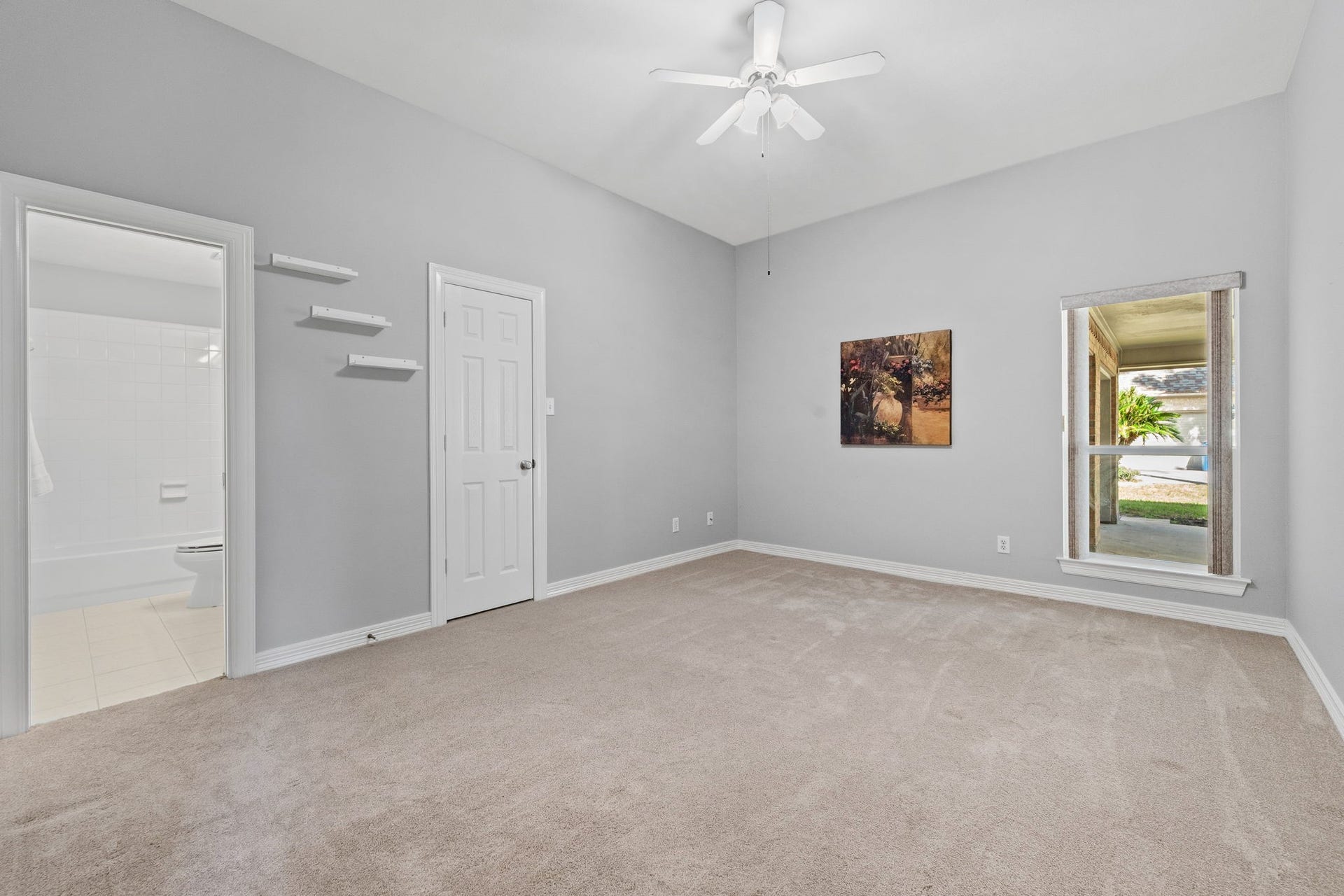 8223 Malardcrest Drive, Humble, TX 77346 Third - secondary bedroom (ensuite).