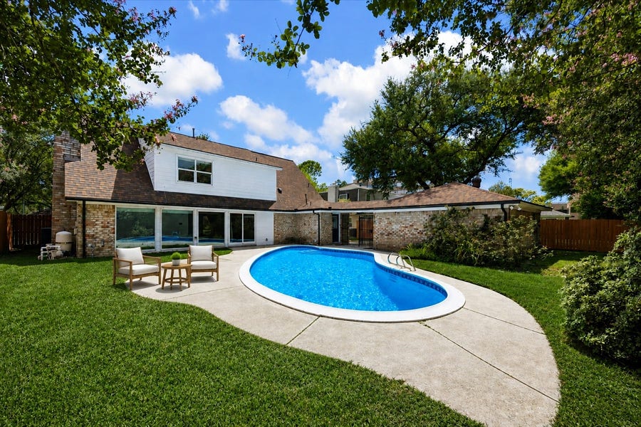 Property photo for 11010 Wickersham Lane, Houston, TX