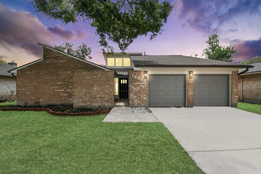 Property photo for 16310 Havenhurst Drive, Houston, TX