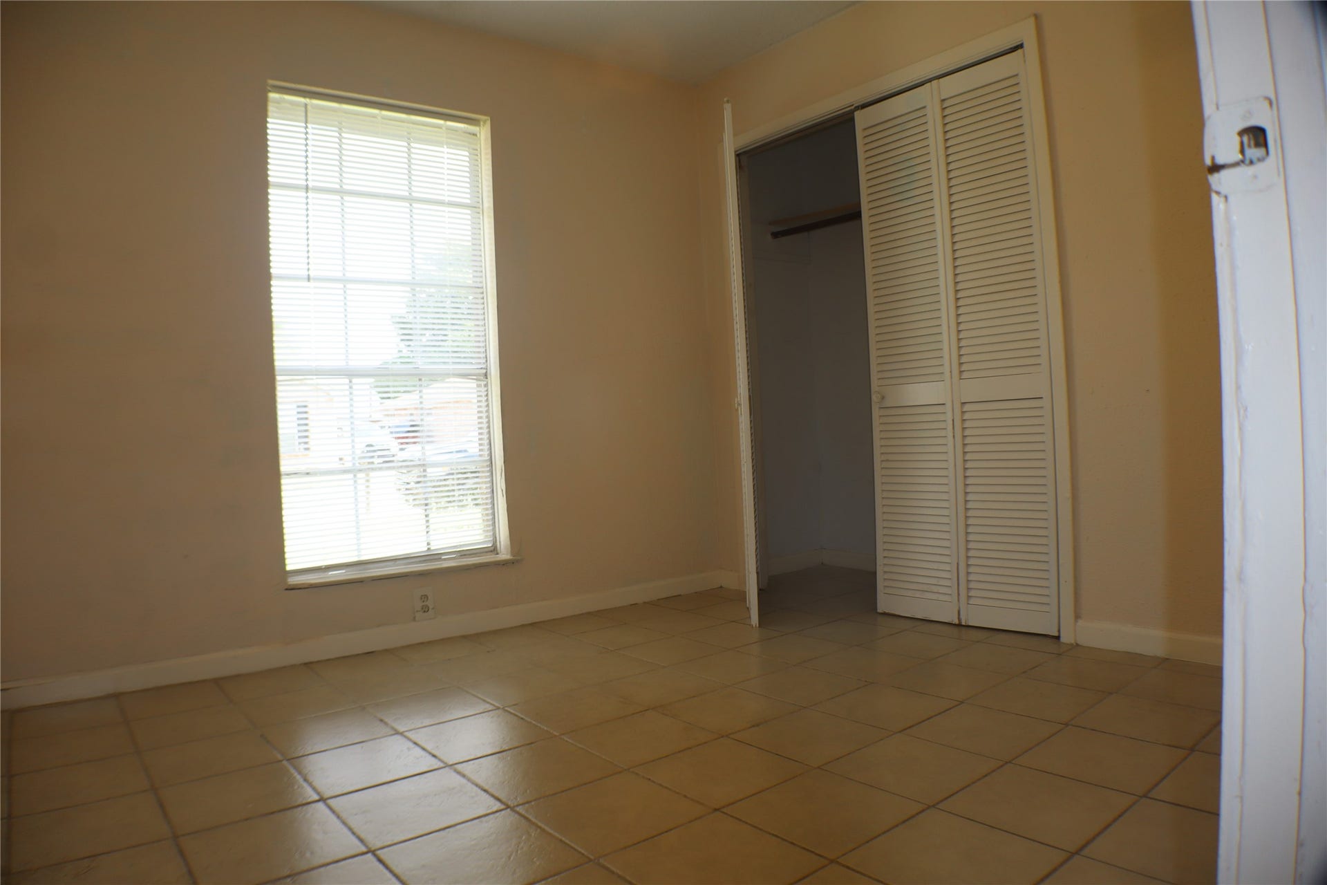19307 Lazy Valley Drive, Katy, TX 77449 19307 Lazy Valley Drive, Katy, TX 77449