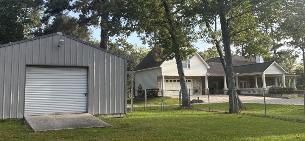 15777 Skeg Drive, Crosby, TX 77532 15777 Skeg Drive, Crosby, TX 77532