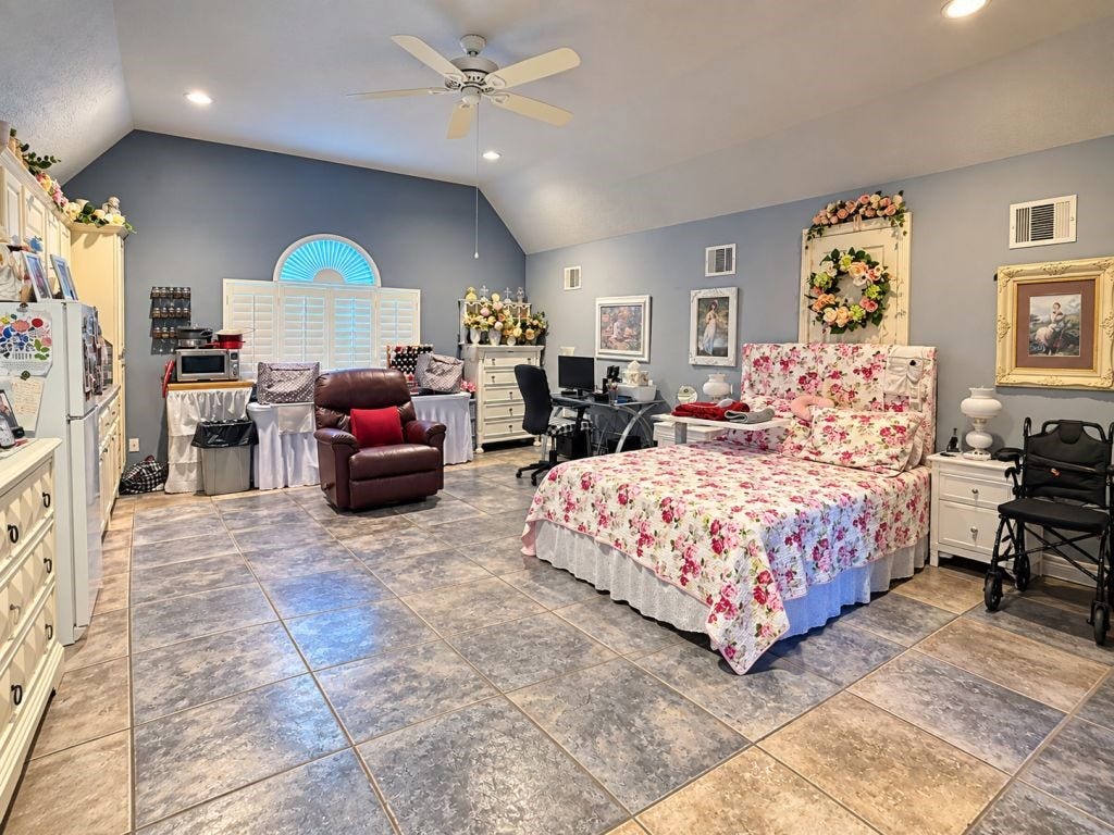 15777 Skeg Drive, Crosby, TX 77532 15777 Skeg Drive, Crosby, TX 77532