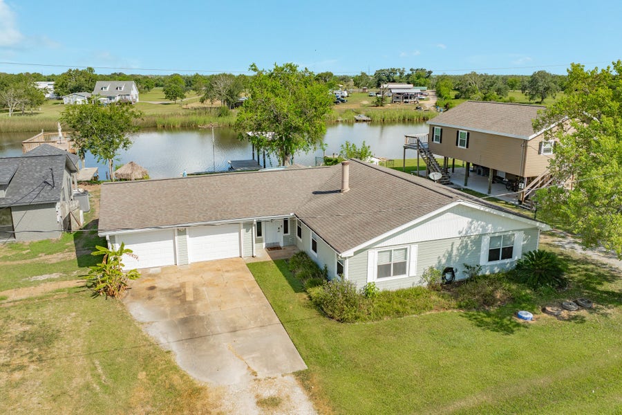 Property photo for 139 Bastrop Beach Road, Angleton, TX