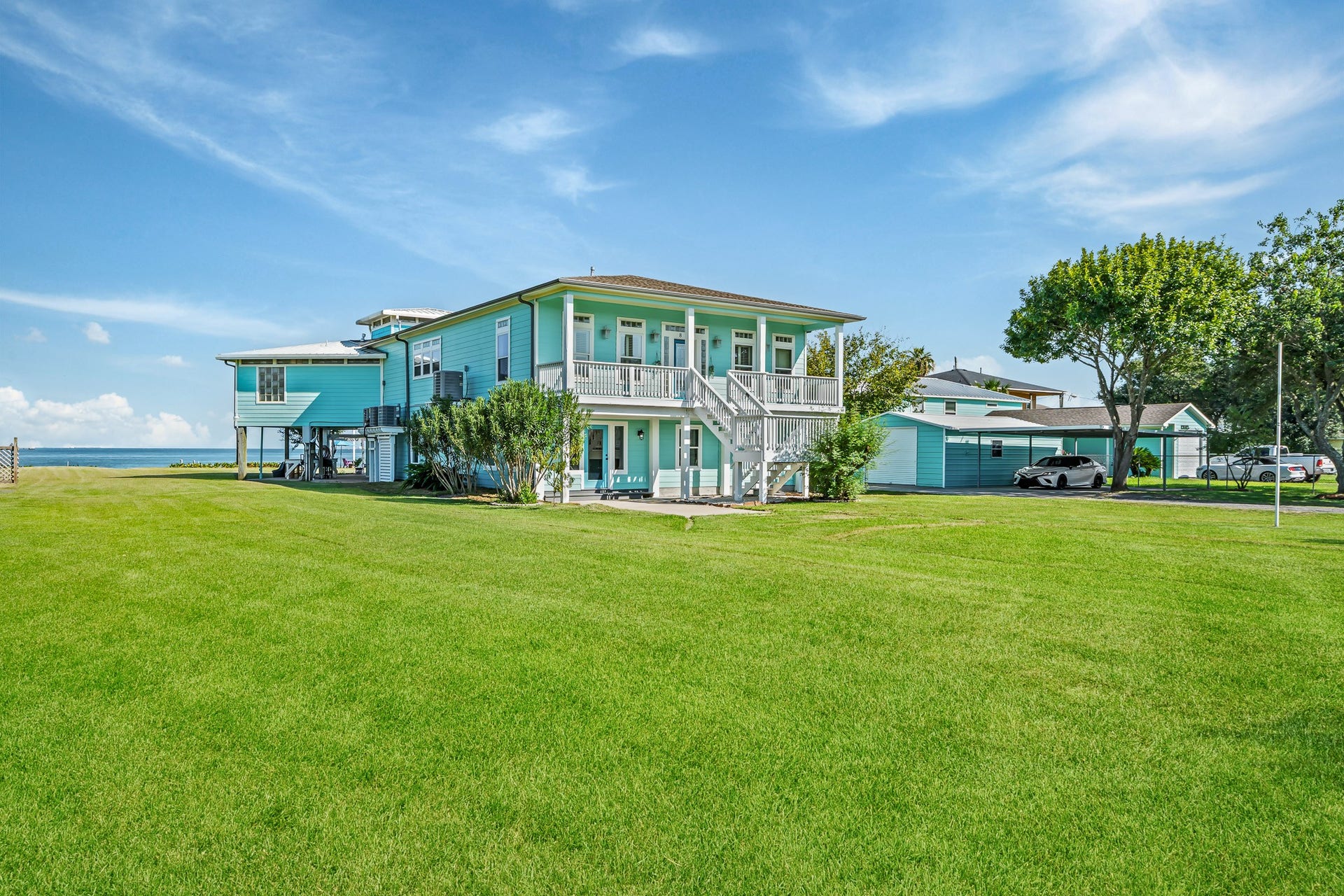 815 5th Street, Dickinson, TX 77539 815 5th Street, Dickinson, TX 77539