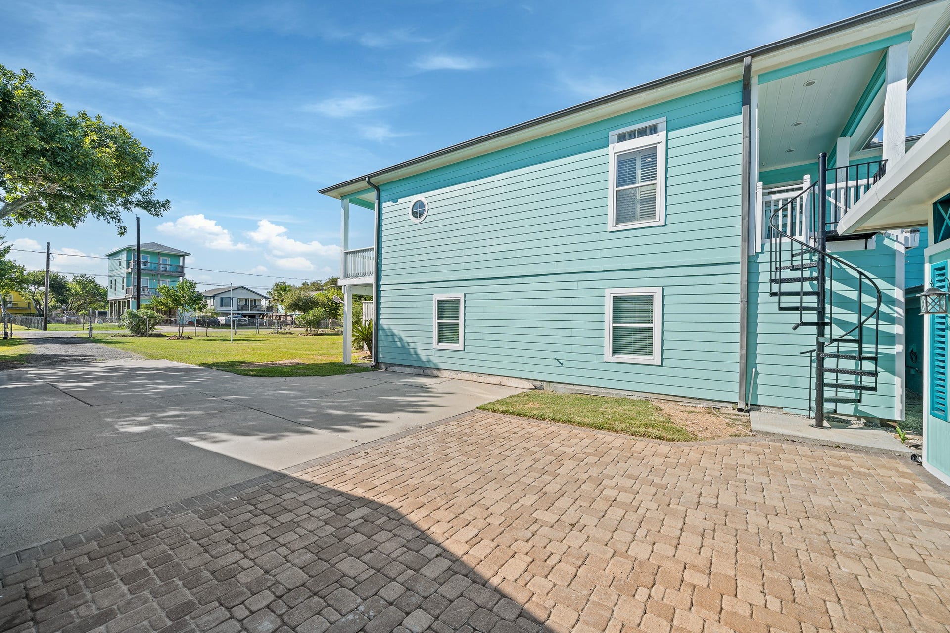 815 5th Street, Dickinson, TX 77539 815 5th Street, Dickinson, TX 77539