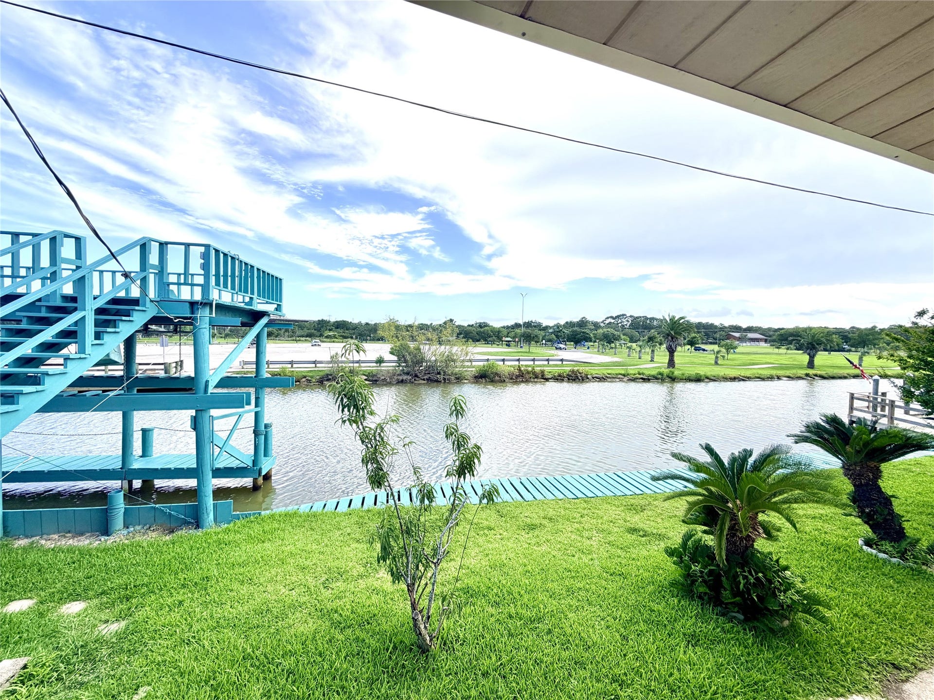 27 Marlin Lane, Baytown, TX 77520 27 Marlin Lane, Baytown, TX 77520