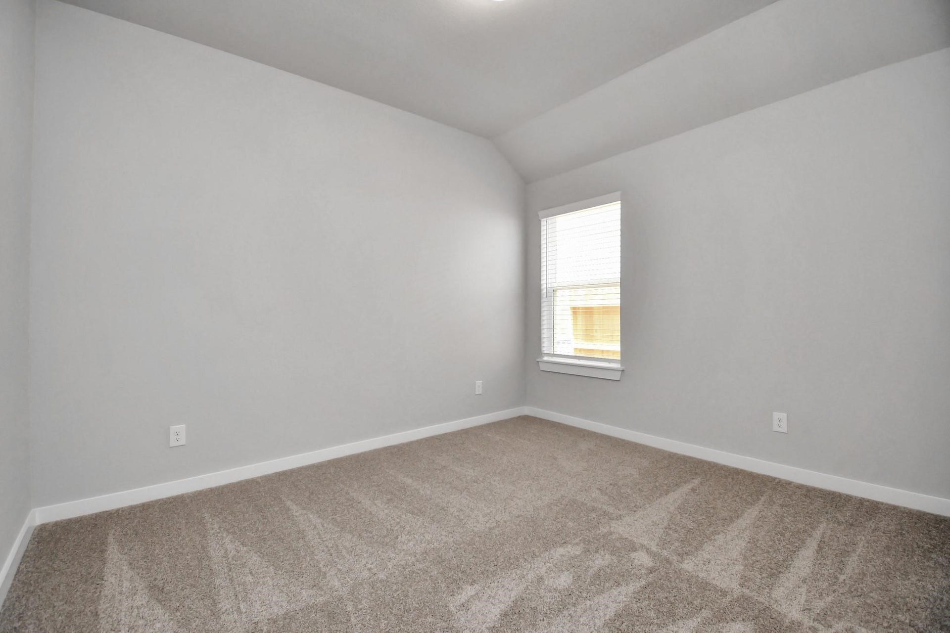 15611 Kirkton Raye Drive, Humble, TX 77346 Another view of secondary bedroom.