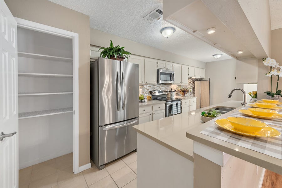 Property photo for 6602 Montauk Drive, Houston, TX