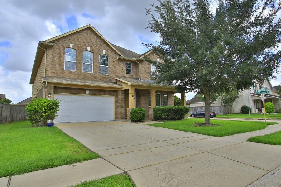 Property photo for 20358 Mathis Landing Drive, Cypress, TX