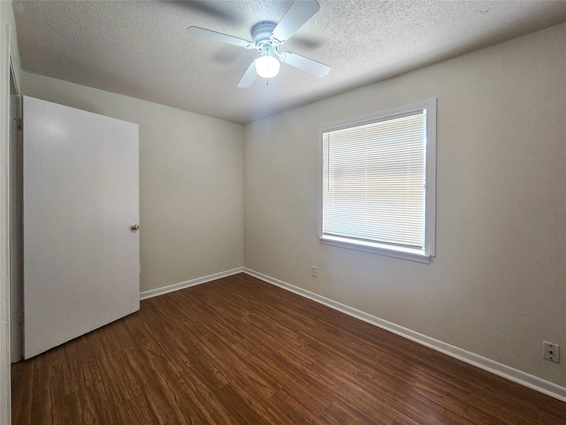 3714 Avenue S, #5, Galveston, TX 77550 3714 Avenue S, #5, Galveston, TX 77550