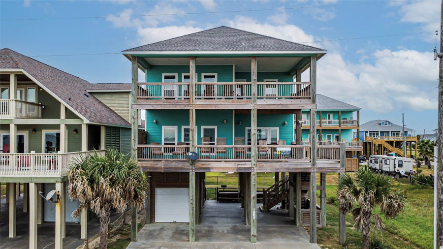 Property photo for 1969 Avenue J, Crystal Beach, TX