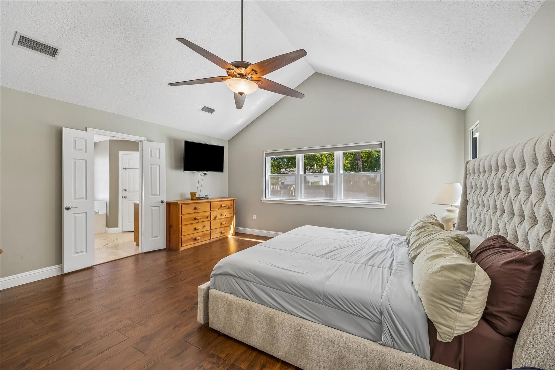 40302 Pipestone Road, Magnolia, TX 77354