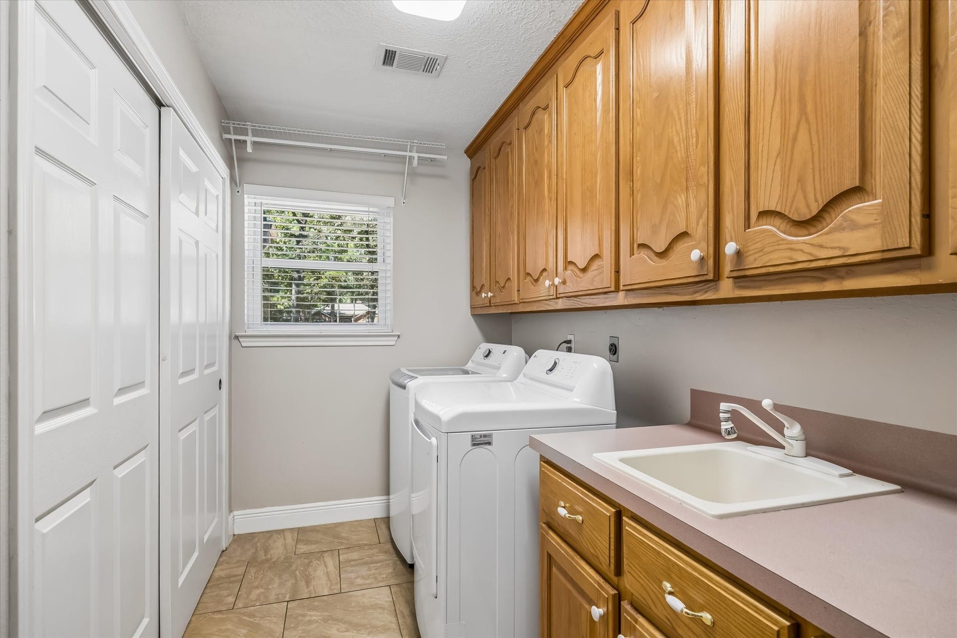 40302 Pipestone Road, Magnolia, TX 77354