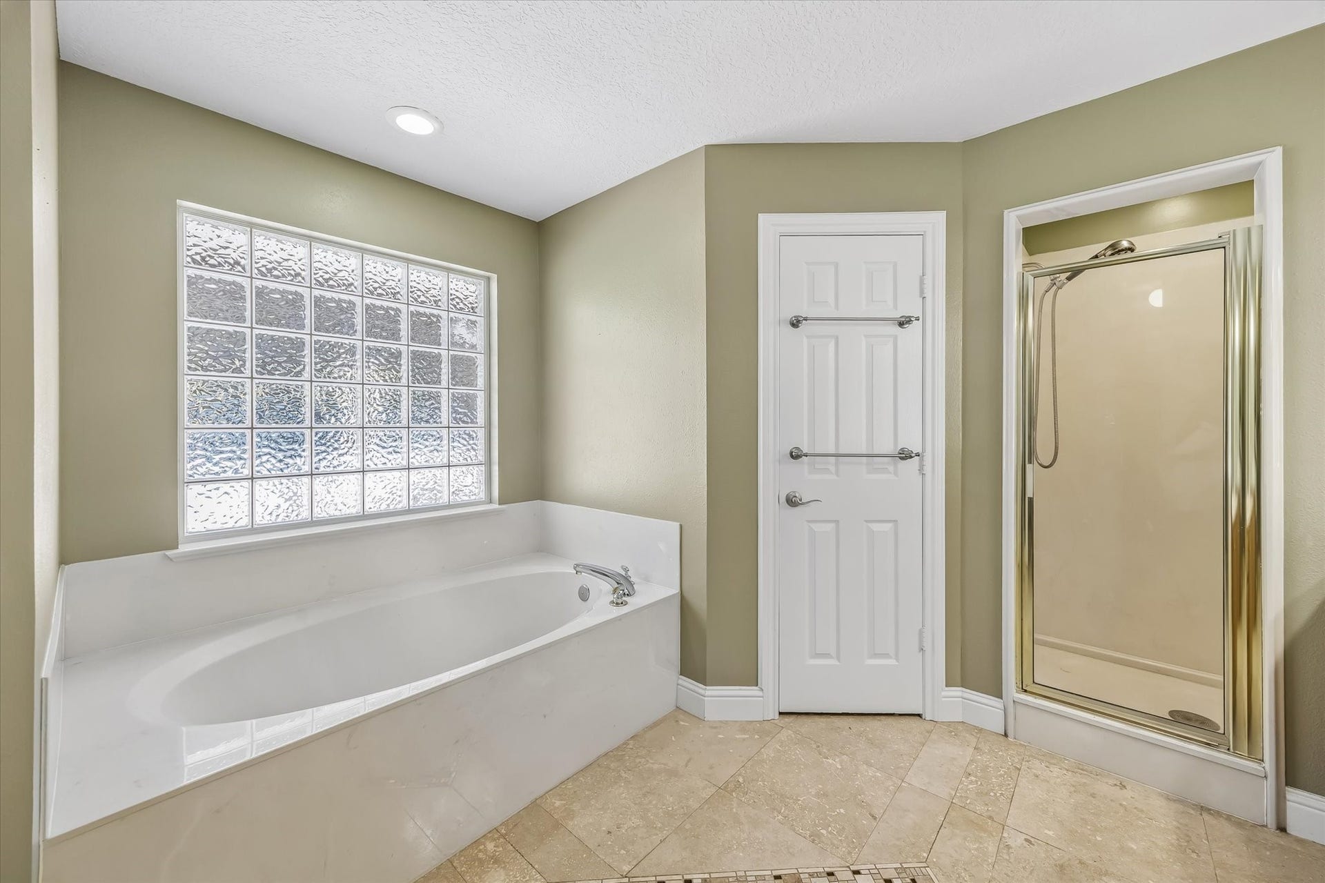 40302 Pipestone Road, Magnolia, TX 77354