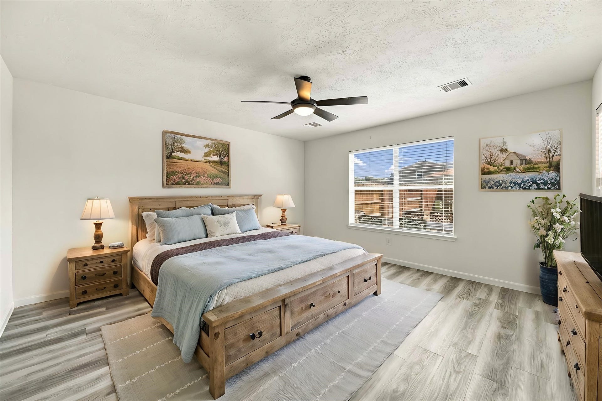 16011 Arapaho Bend Lane, Cypress, TX 77429 Digital staging furniture