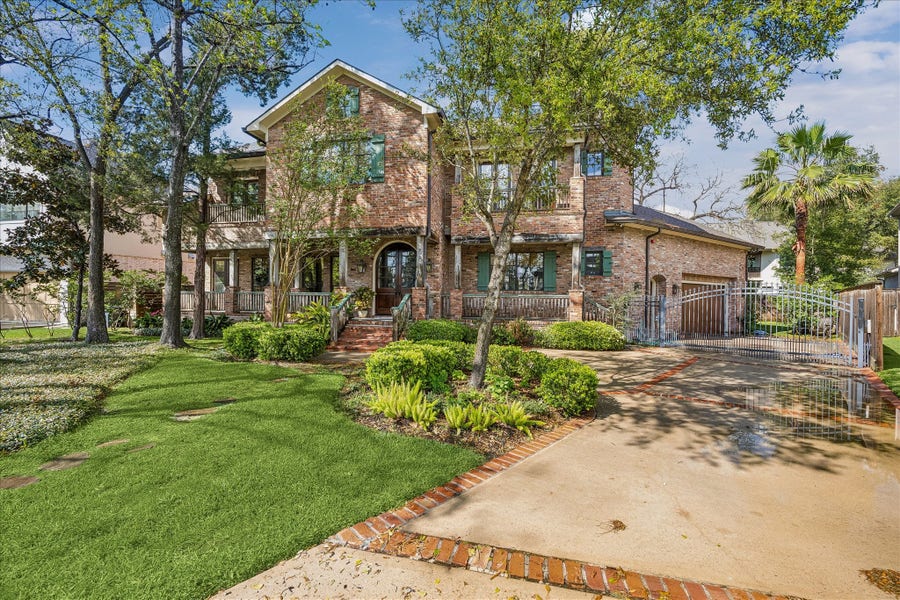 Property photo for 8810 Echo Valley Drive, Spring Valley Village, TX