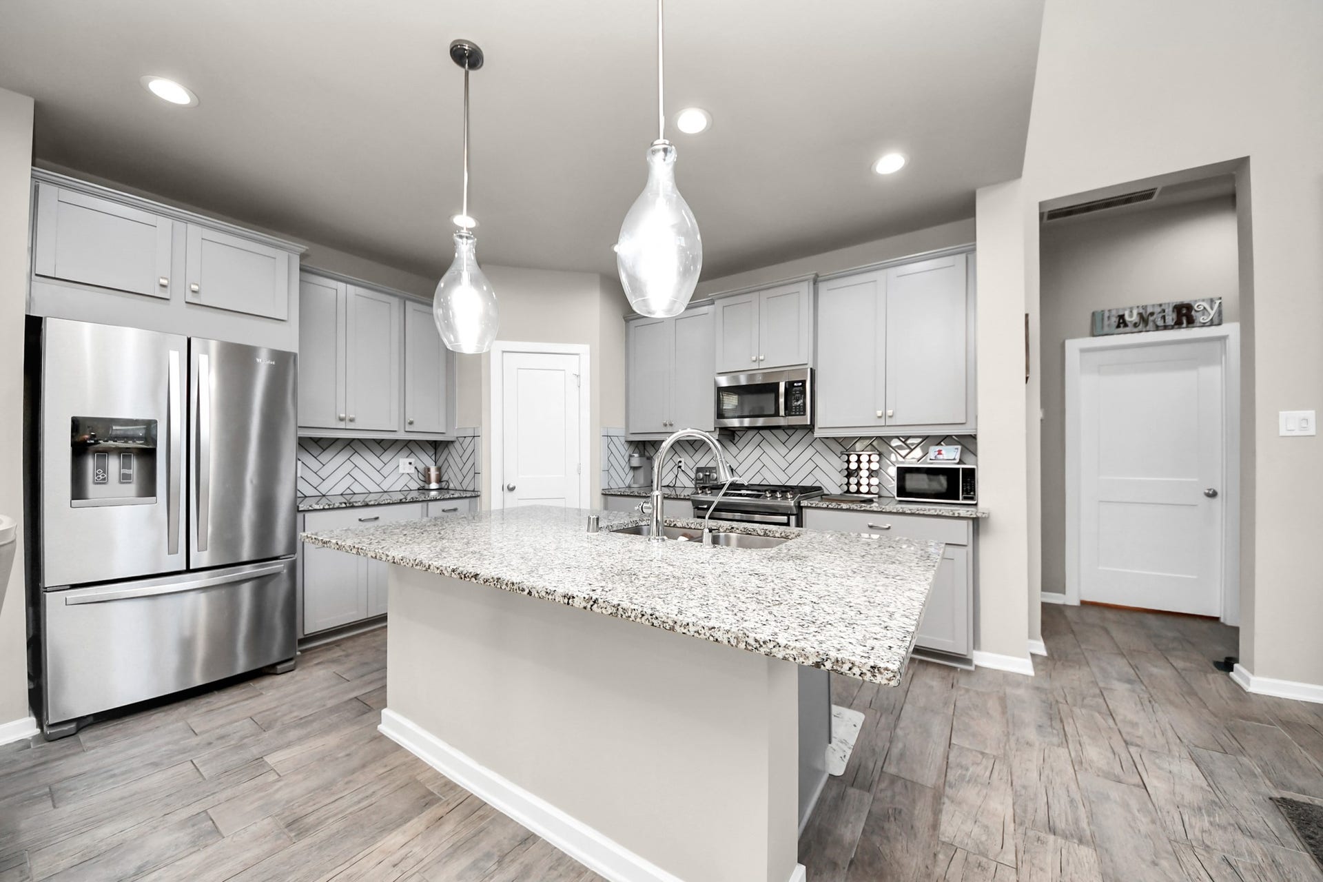 7027 Winterberry Glen Lane, Katy, TX 77493 7027 Winterberry Glen Lane, Katy, TX 77493