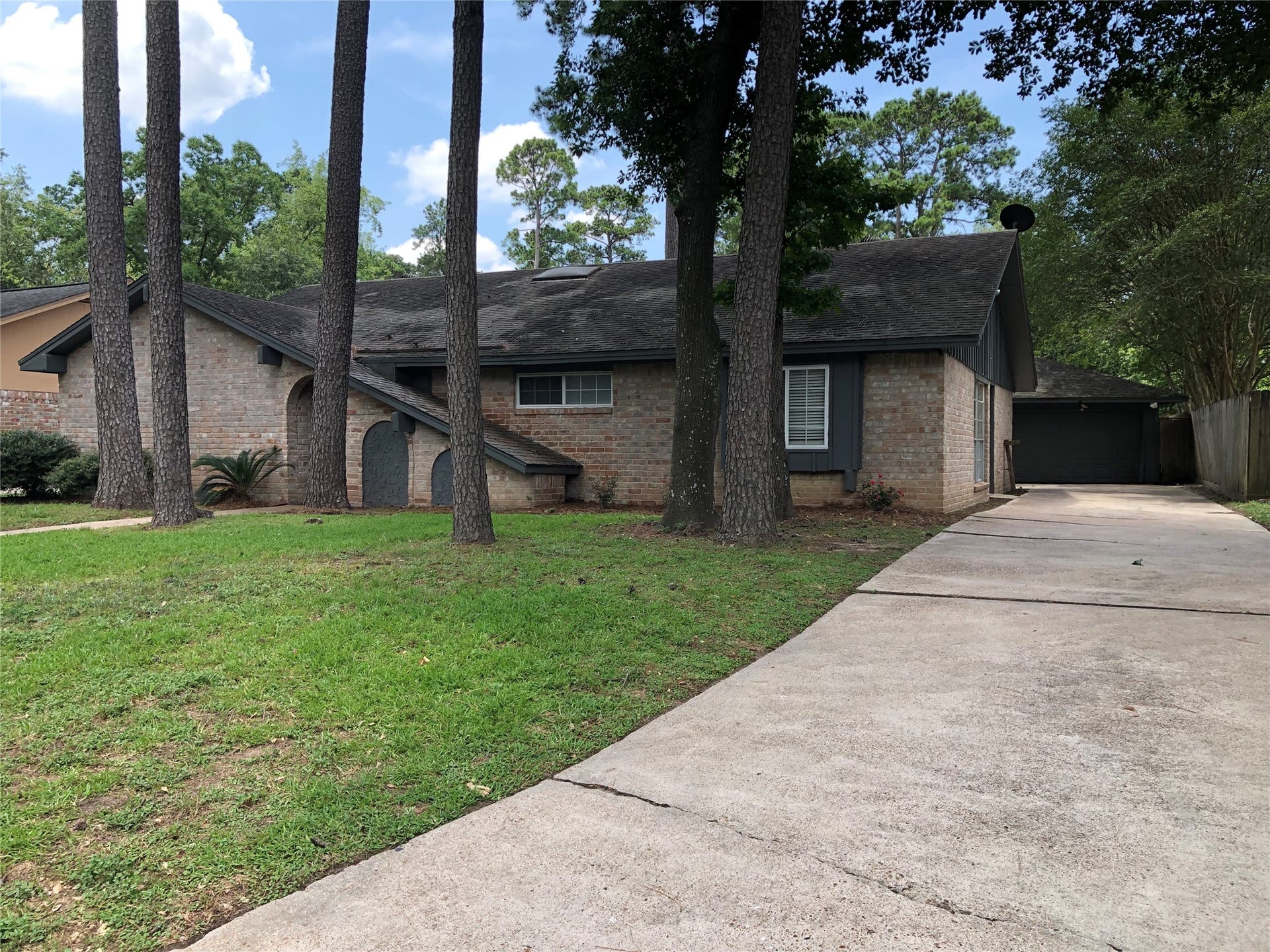 25419 Fairbrook Lane, Spring, TX 77373 25419 Fairbrook Lane, Spring, TX 77373