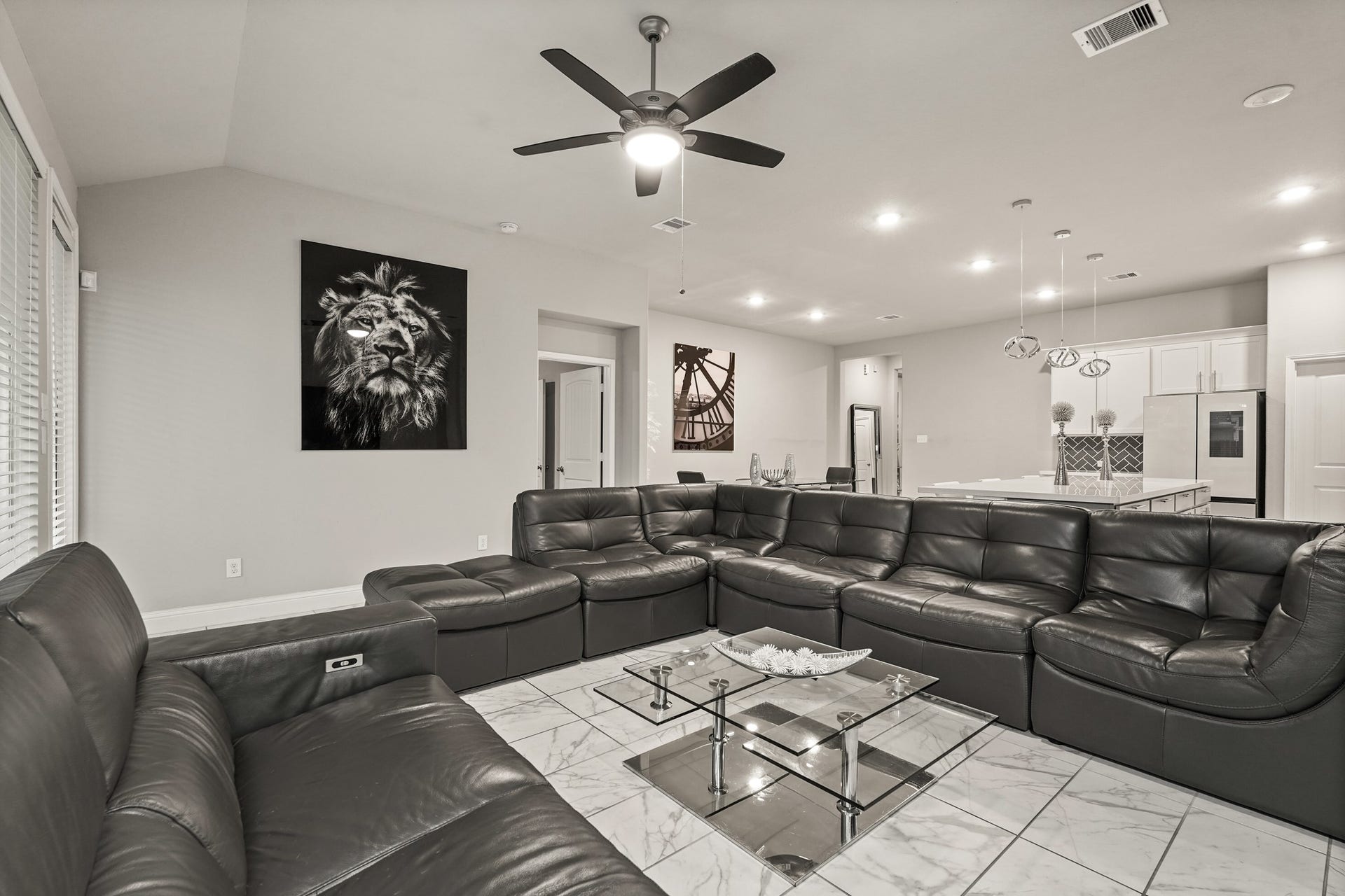1710 Forest Mist Drive, Missouri City, TX 77459 The generous living room offers excellent space creating a unified and spacious environment for everyday living.