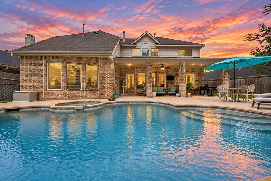 Property photo for 8824 Snowy Owl Loop, Missouri City, TX