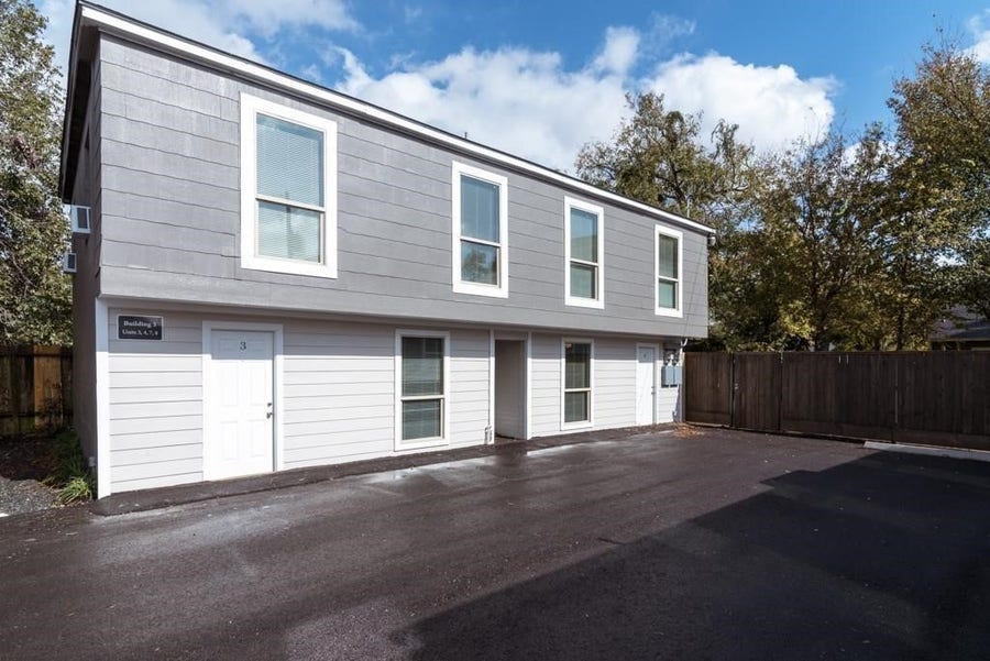Property photo for 5327 Bell Street, #3, Houston, TX