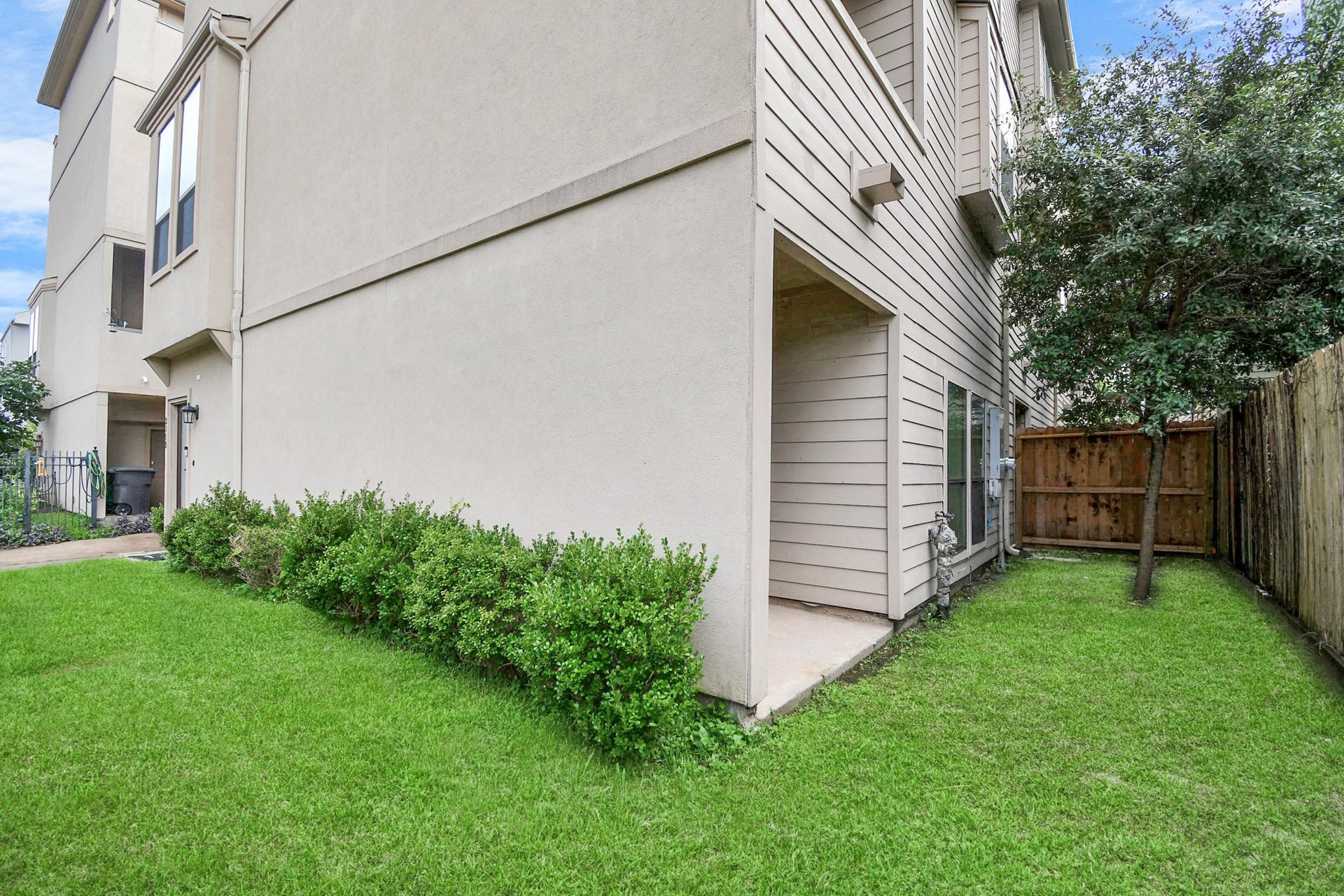 Corner Lot Yard