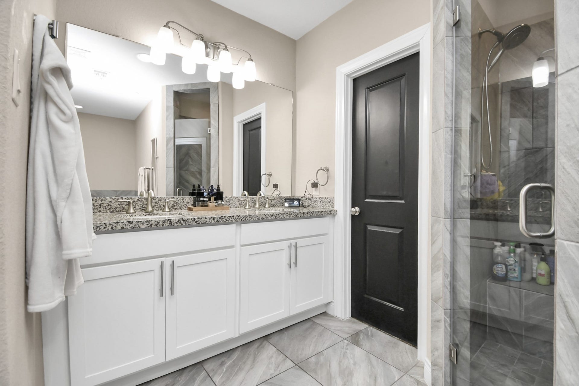 2110 Holman Street, Houston, TX 77004