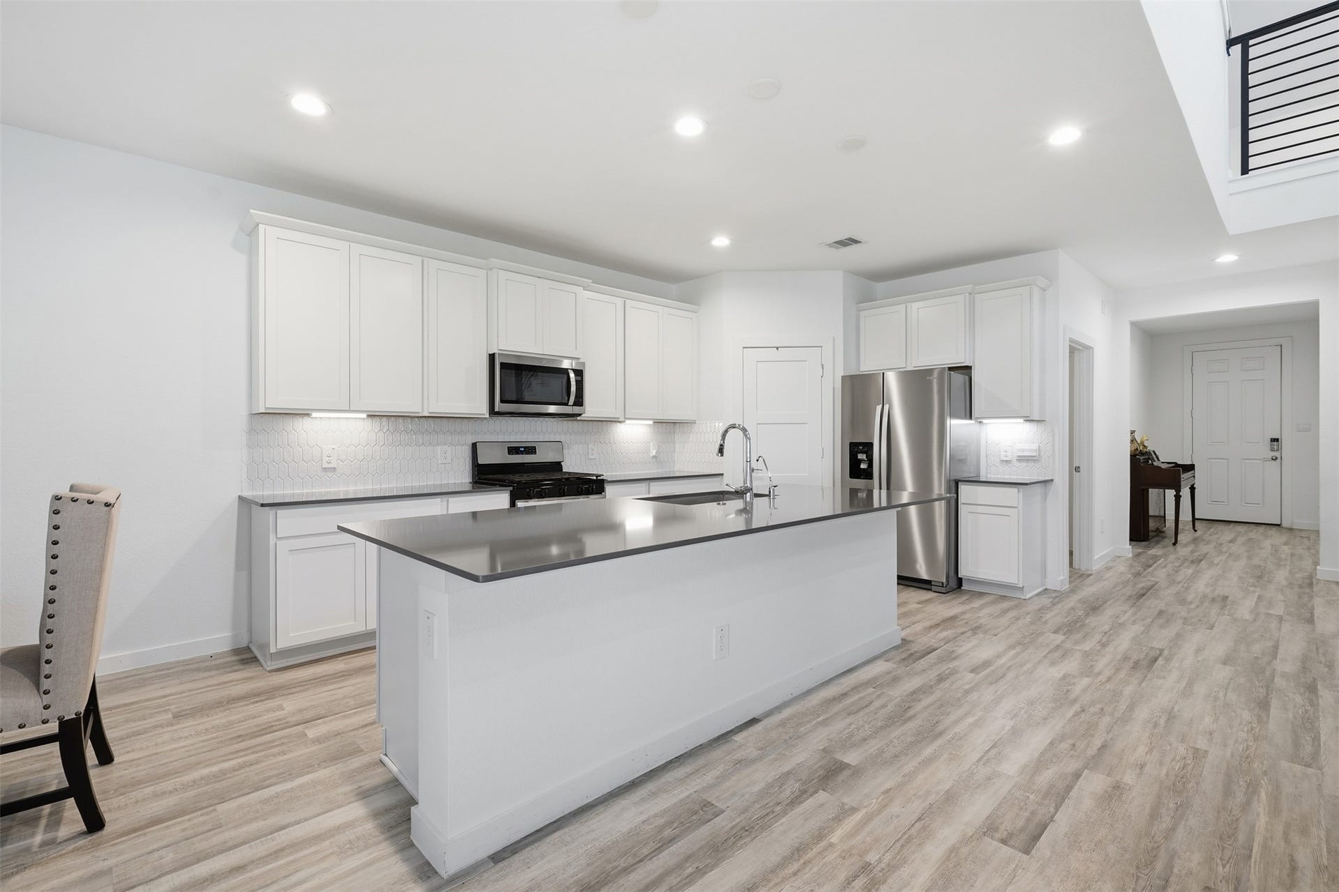 322 Westlake Terrace Drive, Conroe, TX 77304 322 Westlake Terrace Drive, Conroe, TX 77304